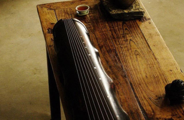 宝鸡市古琴蕴含的传统文化，一把古琴制备出来要两年的时间